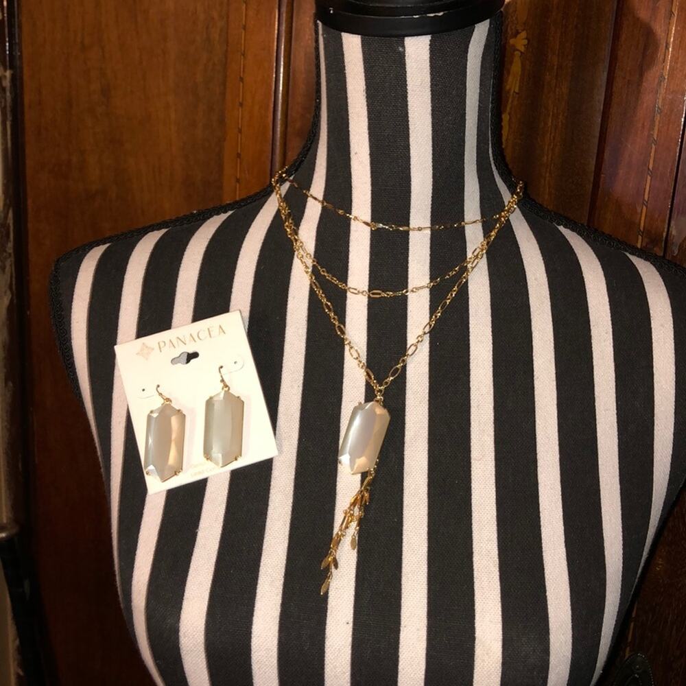 Panacea Prom Homecoming Party New Year’s White Cats Eye earrings & Necklace Set